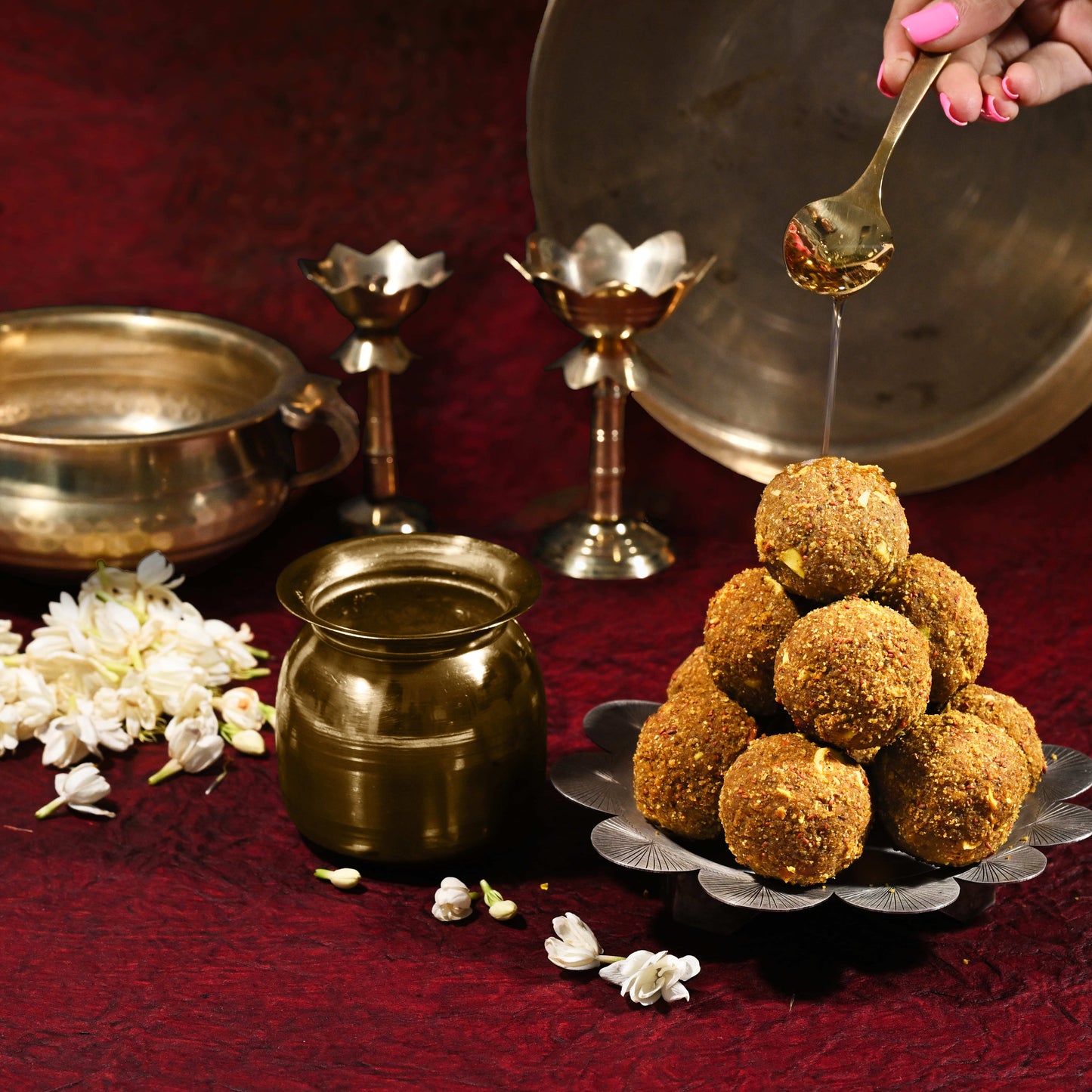 Gaund Ke Laddoo